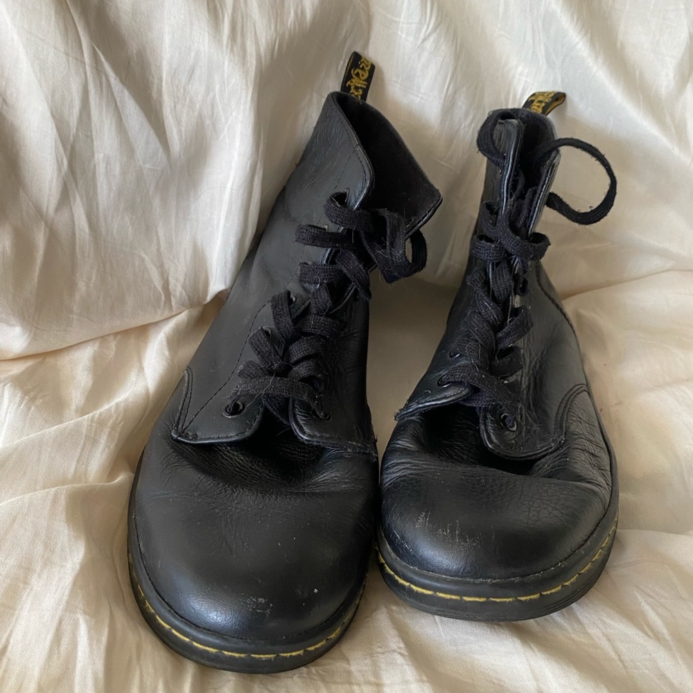 Sheridan Dr Martens